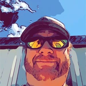 Meet your Posher, Casey